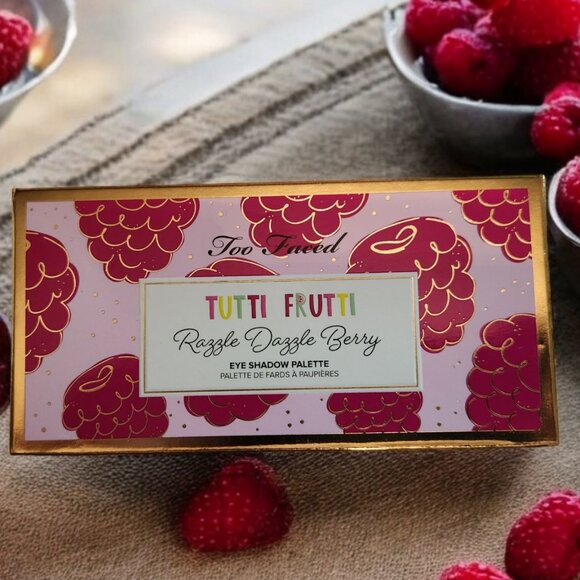 Too Faced TUTTI FRUTTI RAZZLE DAZZLE BERRY Eyeshadow Palette - Picture 2 of 3